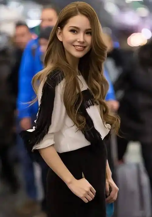 模特昆凌:嫁大14岁周杰伦连生三胎,她不是你想像的那么简单_天王_机会