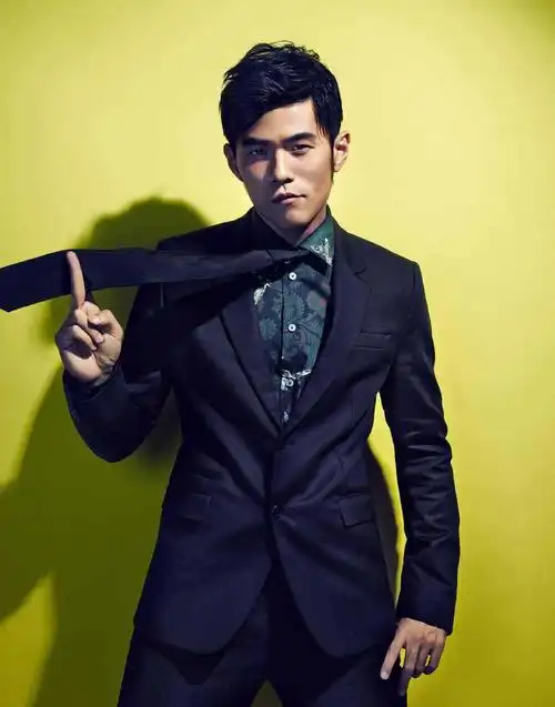 求周杰伦这张相片的原图.不要水印