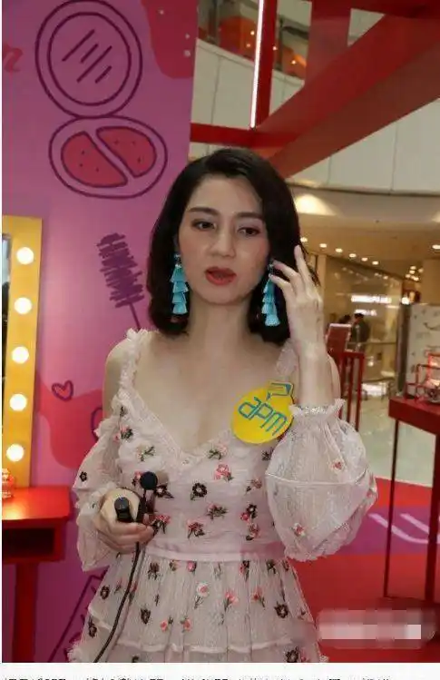 洪欣谈儿子张镐濂出道超兴奋,提婚变事件即变脸:不开心的事不说_演出