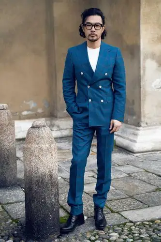 黄维德绅士大片上线有型有款撩人心