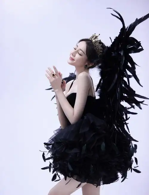 迪丽热巴#黑天鹅本鹅