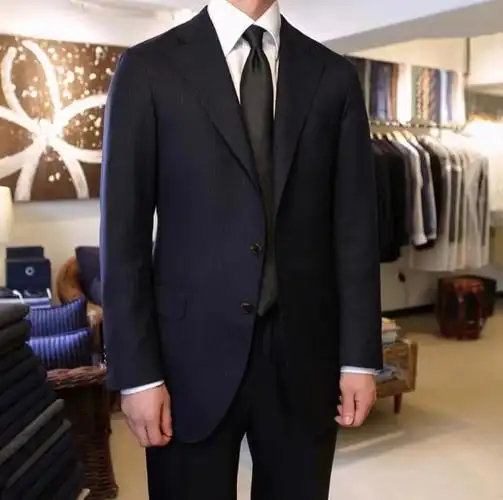 今日搭配97 藏青色单排扣平驳领西装(面料-huddersfield)90 无折