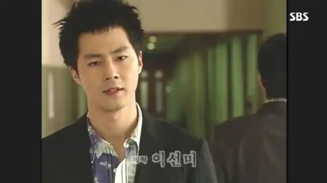 赵寅成的第一部影视作品是1999年播出的电视剧《jump》,刚出道的他