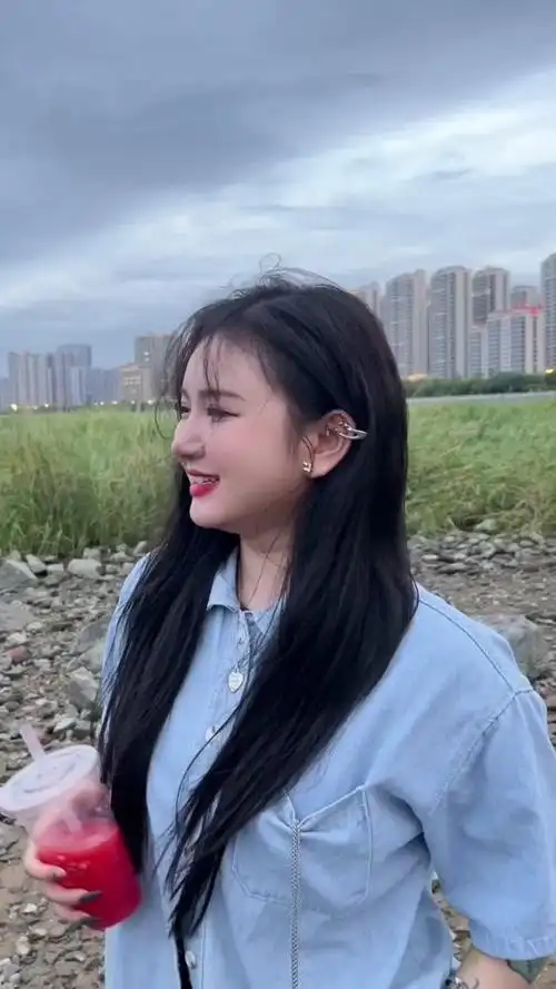 莫叫姐姐92_莫叫姐姐92个人资料_莫叫姐姐92直播间_18183kol