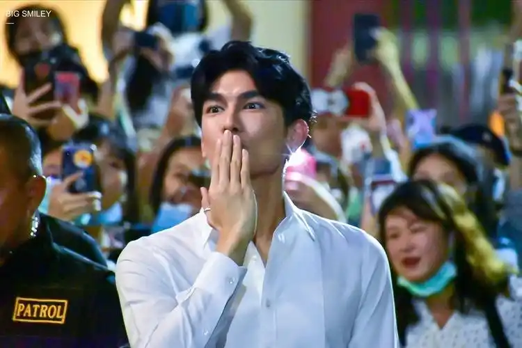 mew - 堆糖,美图壁纸兴趣社区