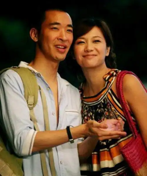 原来黄立行家世这么好,难怪徐静蕾跟他这么多年