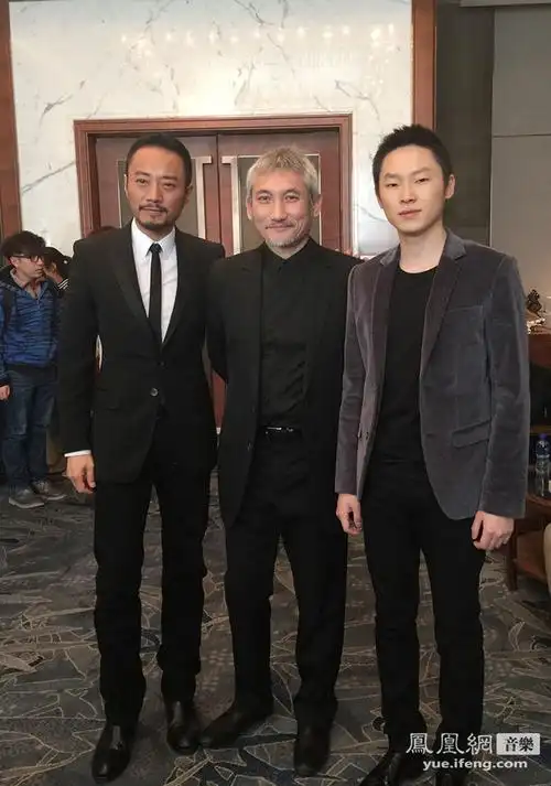 梁博助阵徐克智取威虎山live演唱实力获赞