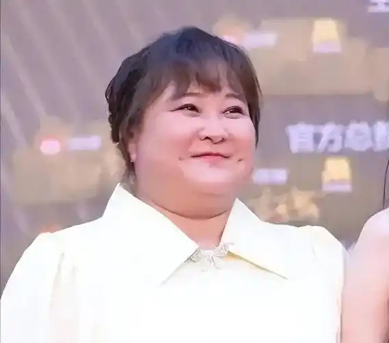 大火后销声匿迹,41岁的贾玲让世界刮目相看_梦想_母亲_电影