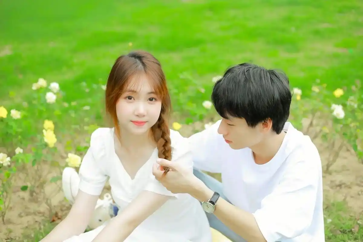 "爱意永不消退" #情侣写真 #客片分享 #浪漫至 - 抖音