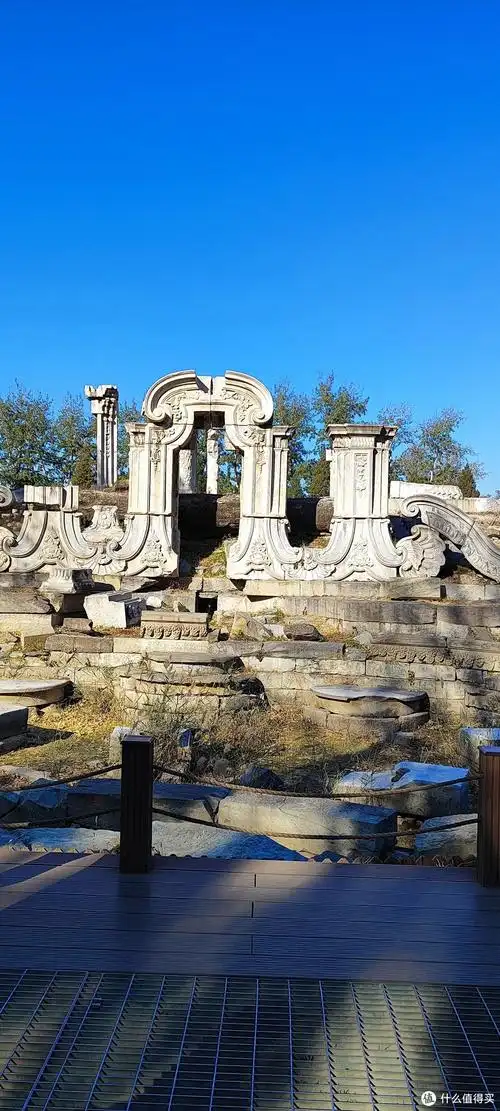 圆明园遗址公园一半惊艳一般惊叹