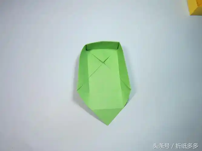 收纳盒折纸图解,几个步骤就能折出一个简单的收纳盒子
