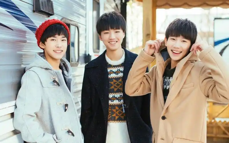 tfboys三人全员到达北京,六天极限训练,被指敷衍对舞台不负责