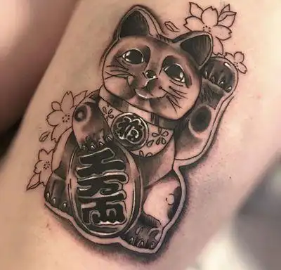 女生大腿招财猫纹身图案(32)