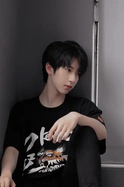 【热搜颜值贺峻霖】贺峻霖《贺峻霖接招吧前辈》《贺峻霖快乐.