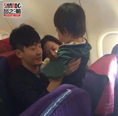 鲍莉郭京飞有孩子吗 郭京飞儿子正面照曝光