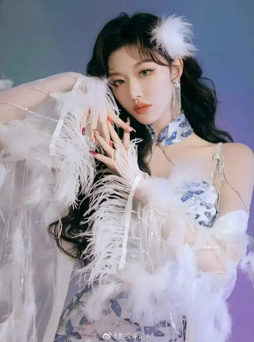 漂亮老婆多多跳舞0699@孔雪儿