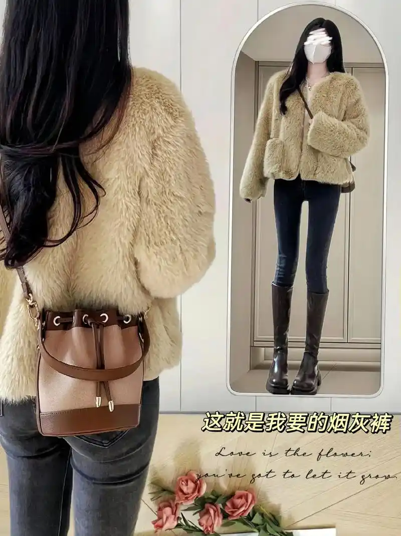 配长靴的神裤来咯.姐妹们,烟灰小脚牛仔裤,真的是显瘦天花板了 - 抖音