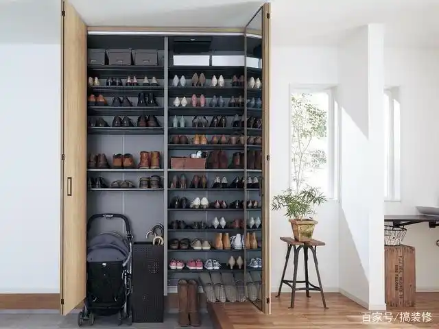 玄关鞋柜容量大,格局收纳有讲究,4种设计方案分区布局更合理