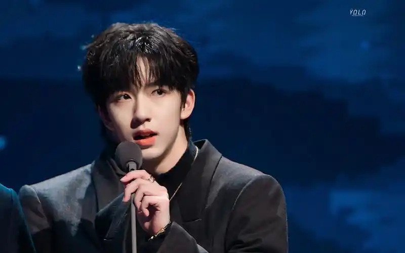 【贺峻霖】2021tmea舞台合集