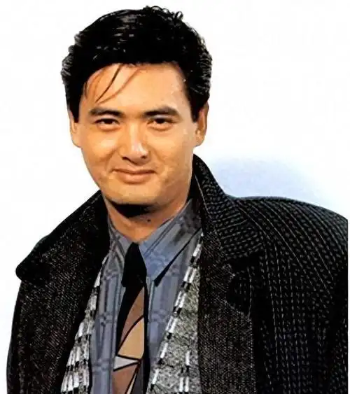 周润发:为何一生不要孩子,死后却捐出所有财产?