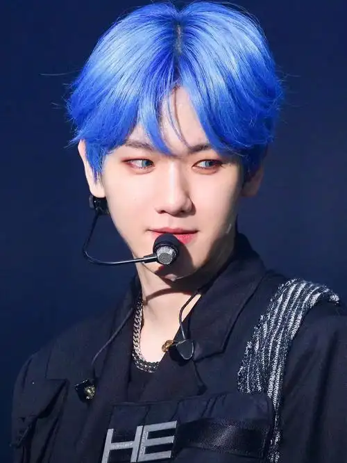 意思是:因为爱你每一天#baekhyun  #边伯贤