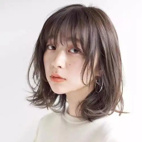 头发少的人适合什么发型(适合发量少细软的短发)