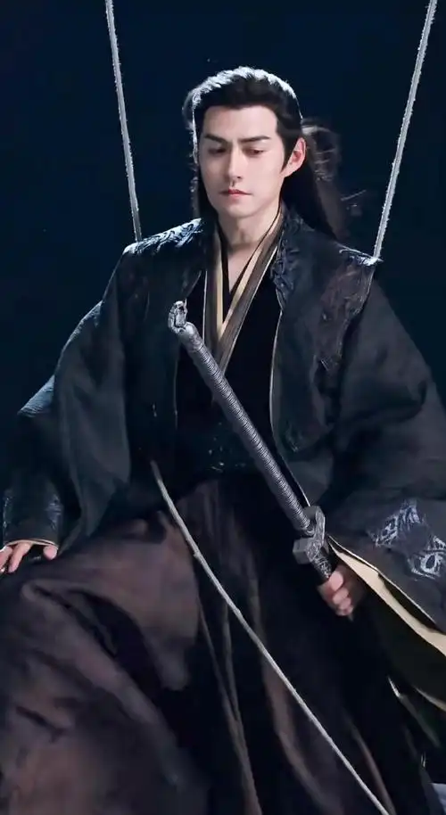 严屹宽古装 赏心悦目