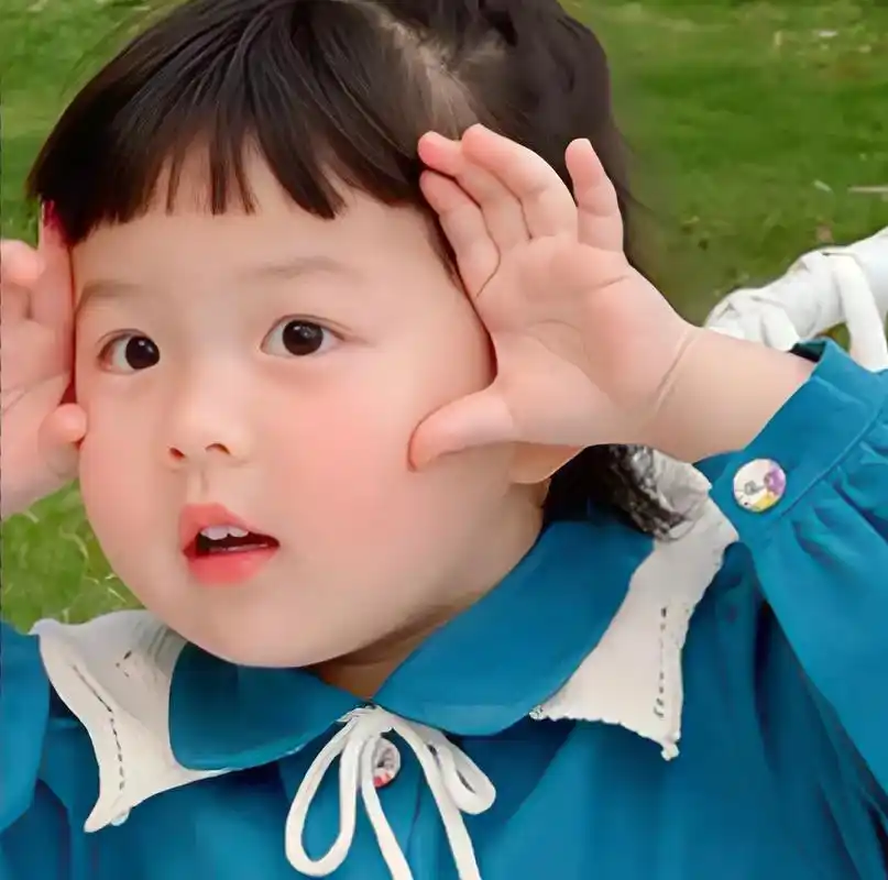 艾特和贝贝一样可爱的女孩#丸子妹 #头像 - 抖音