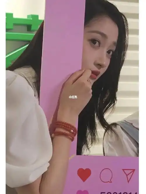 水晶圈的姐妹就没人喜欢关晓彤同款吗