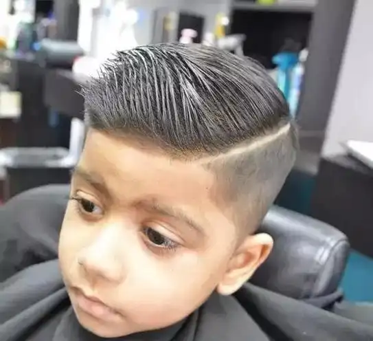 头大的男宝适合什么发型『头大的男宝适合什么发型图片』