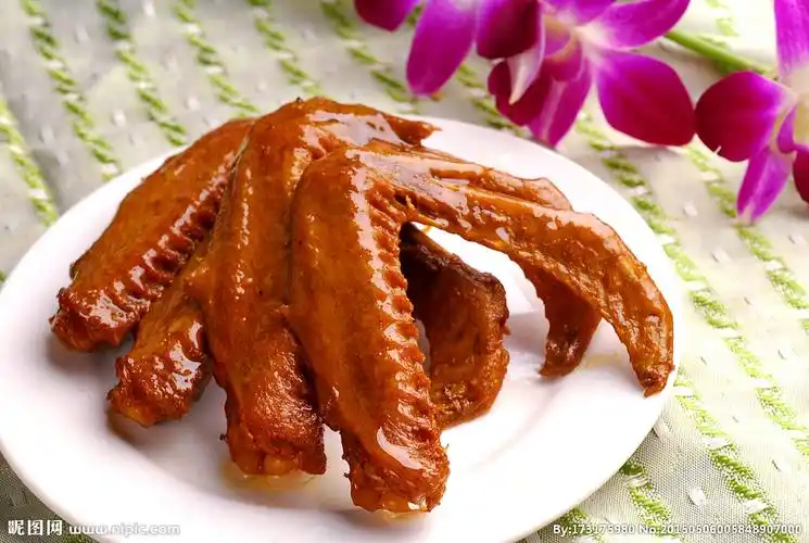 卤水鸭翅图片