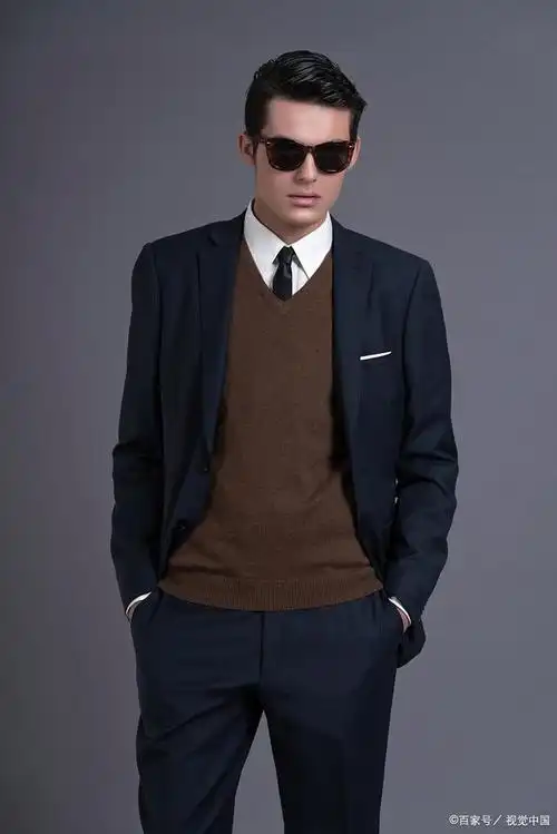 男士休闲西装穿搭技巧